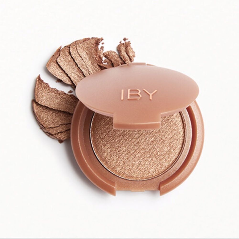 NWT IBY Beauty Lush Eyeshadow in Dessert First
